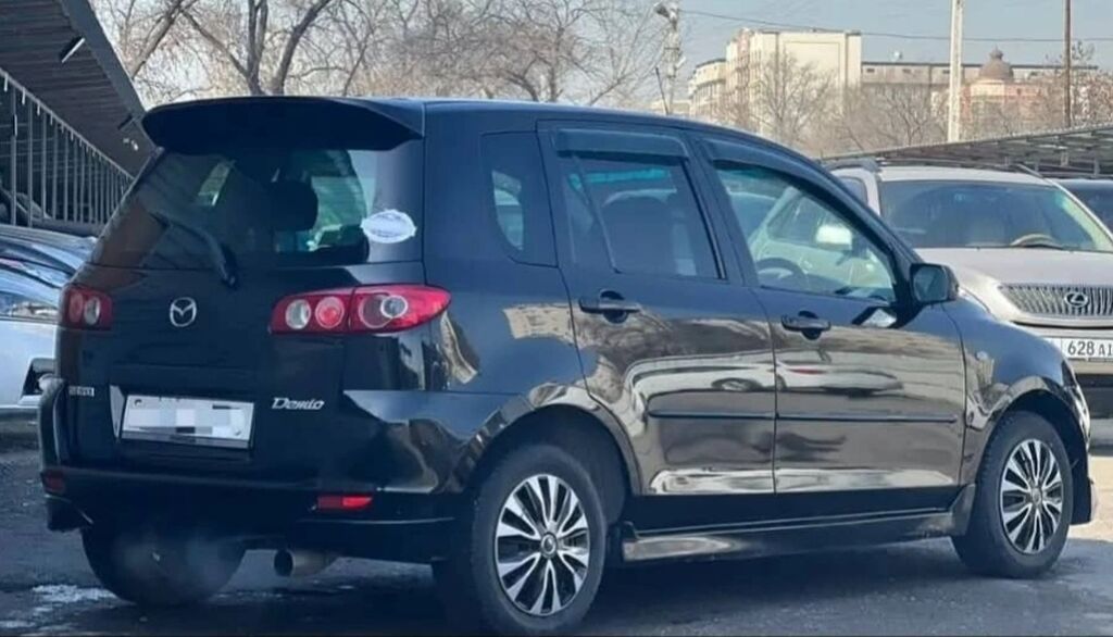 Mazda Demio