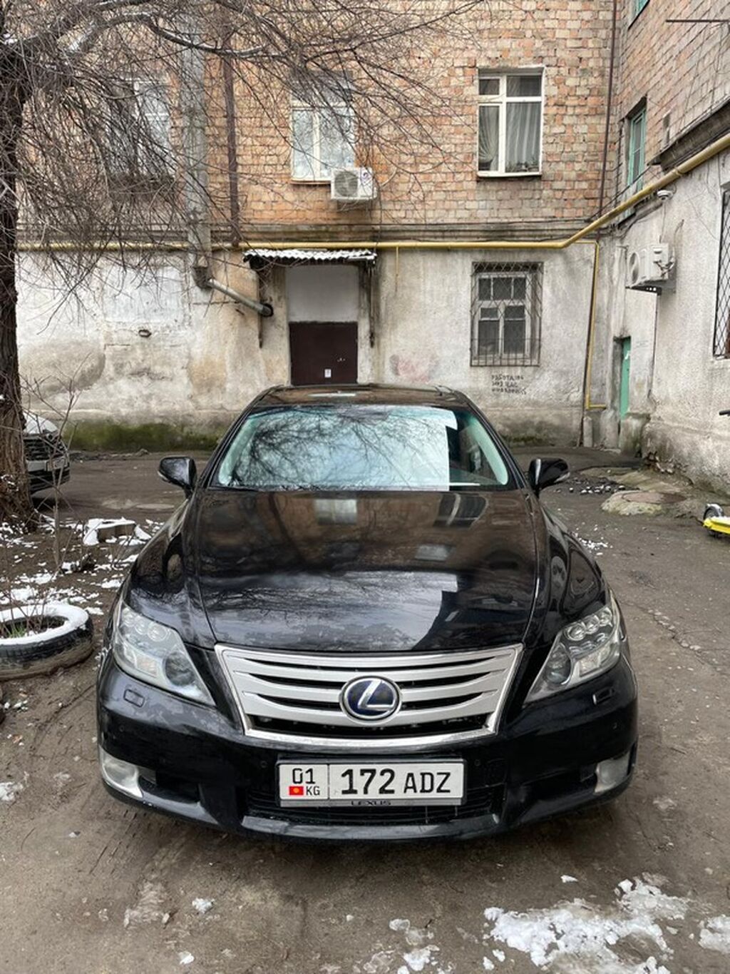 Lexus LS
