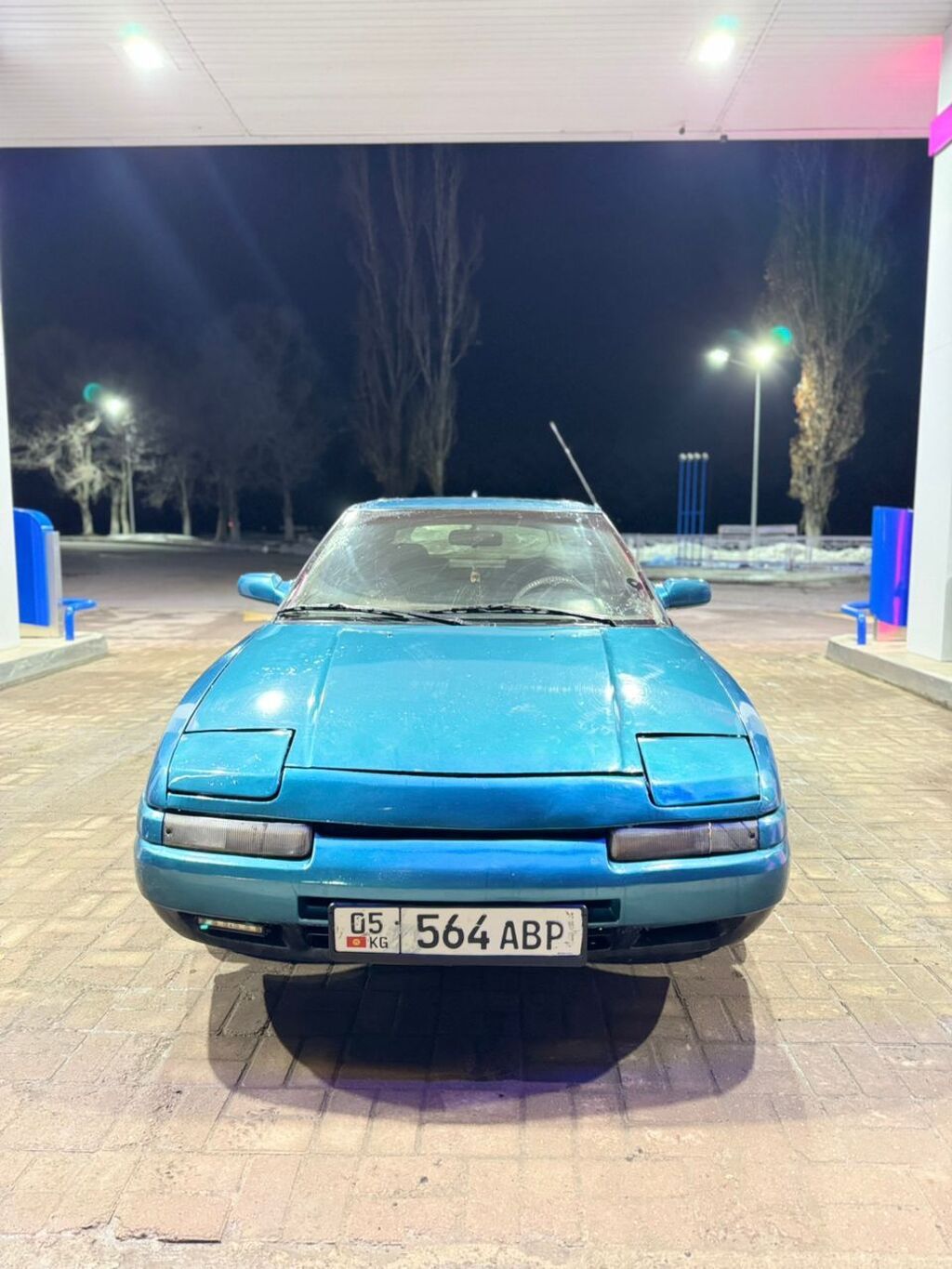 Mazda 323