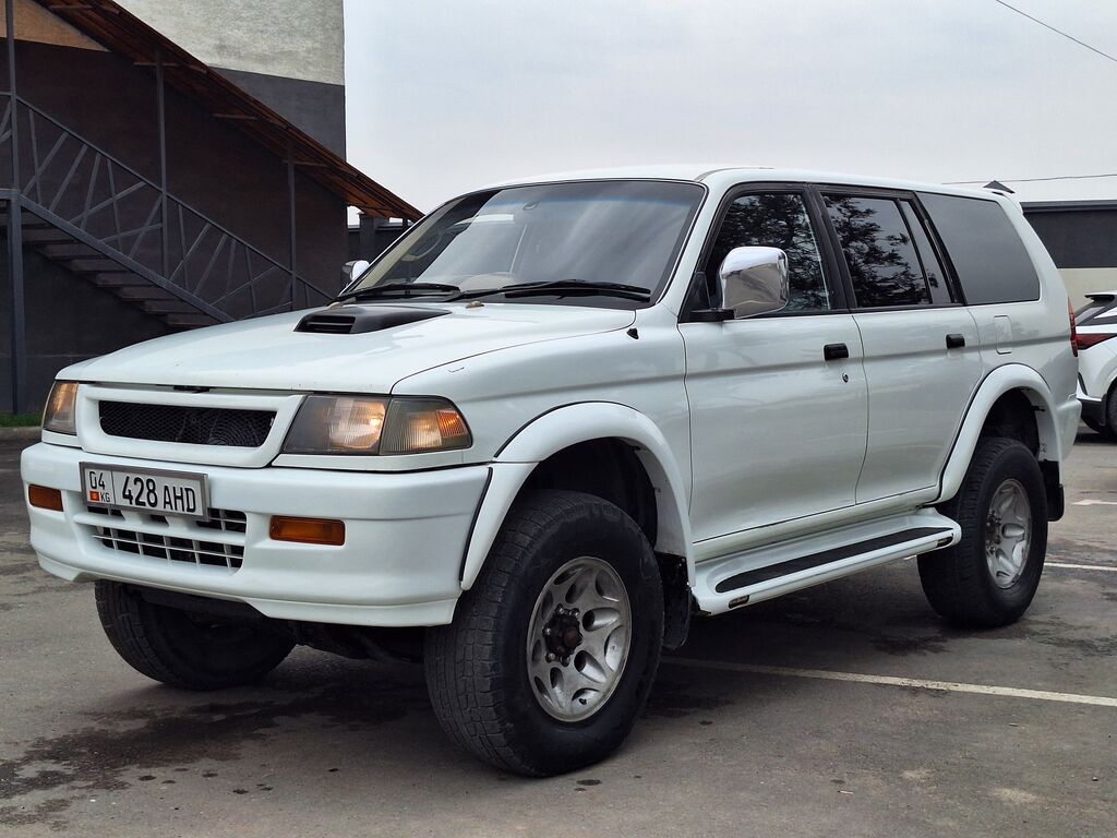 Mitsubishi Challenger