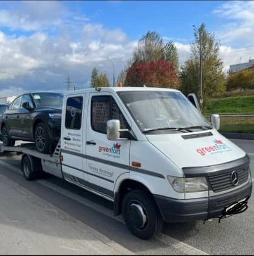 Mercedes-Benz 