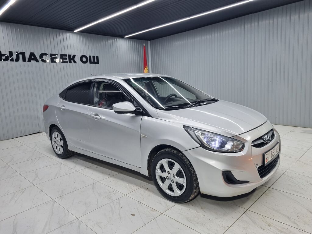 Hyundai Accent