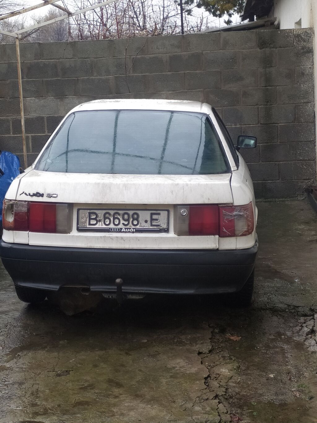Audi 80