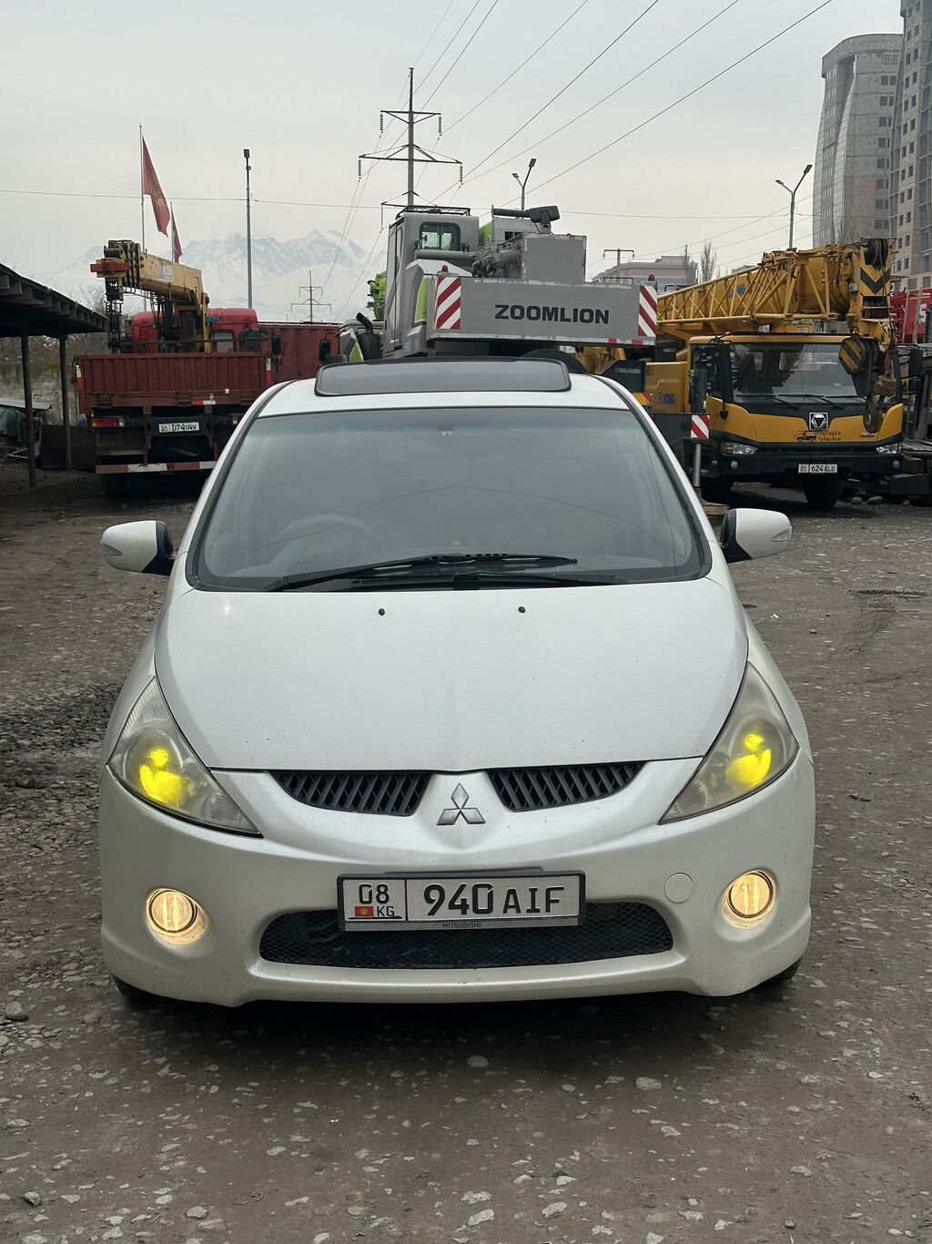 Mitsubishi Grandis