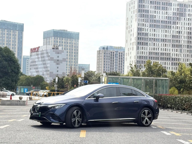 Mercedes-Benz EQE