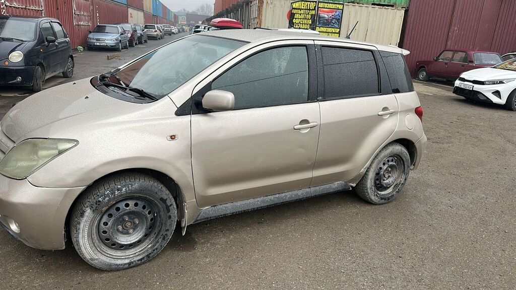 Toyota Ist