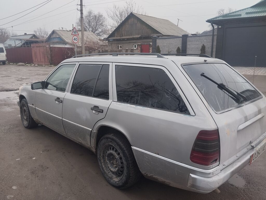 Mercedes-Benz W124
