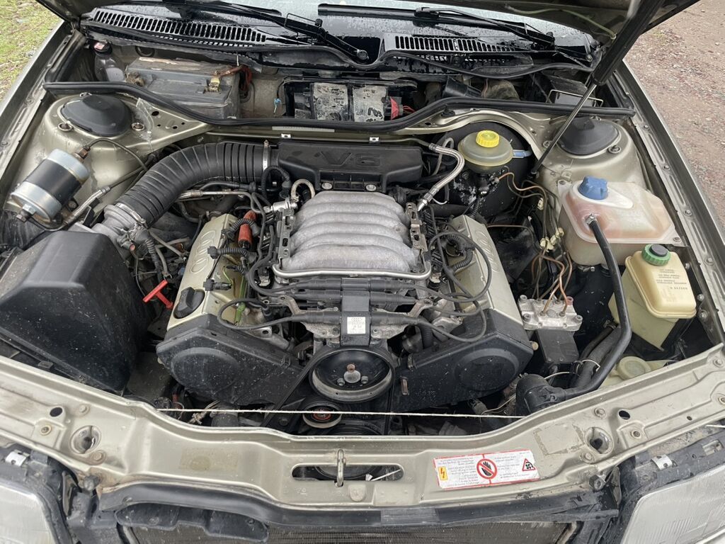 Audi 100