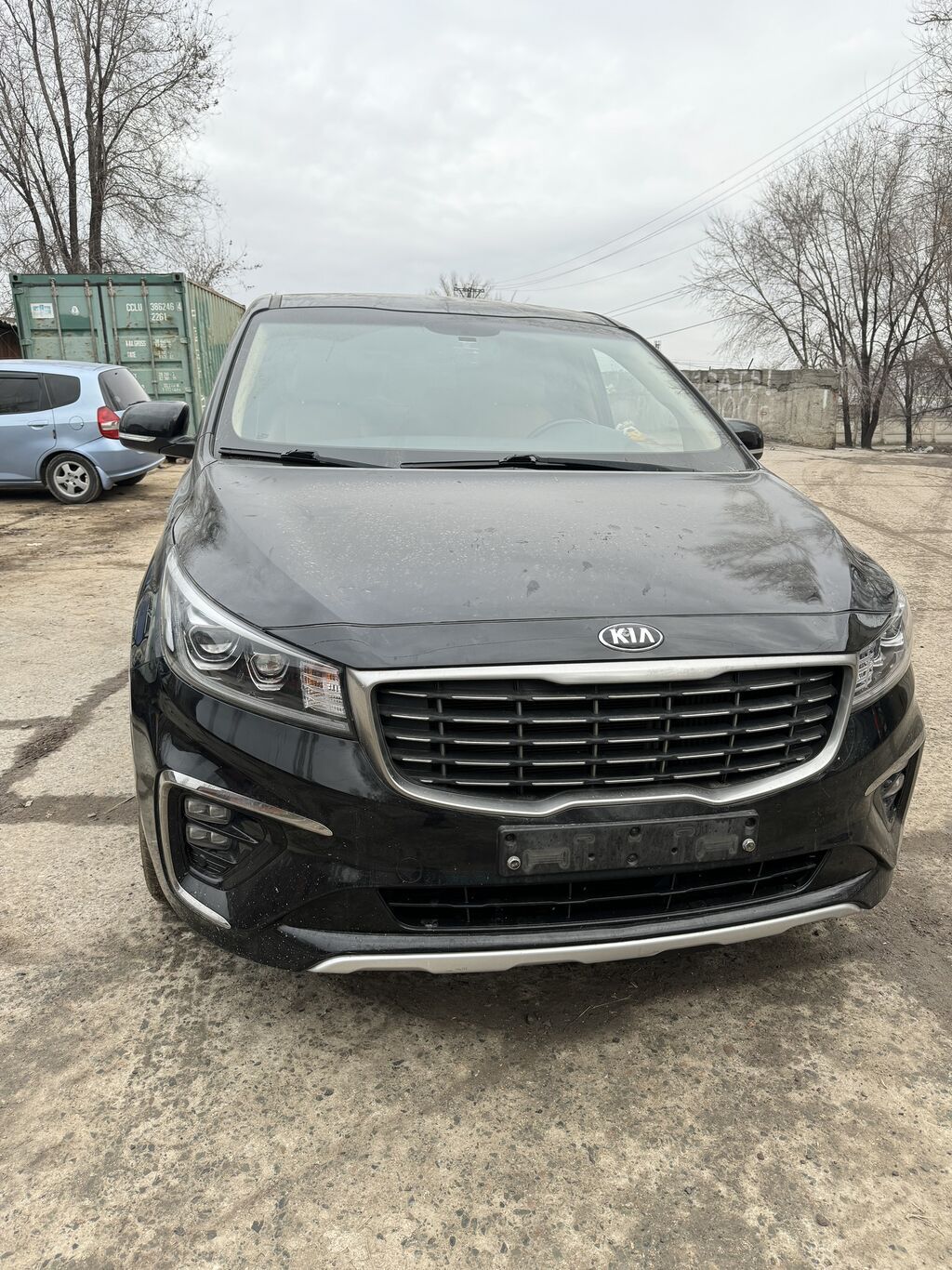 Kia Carnival