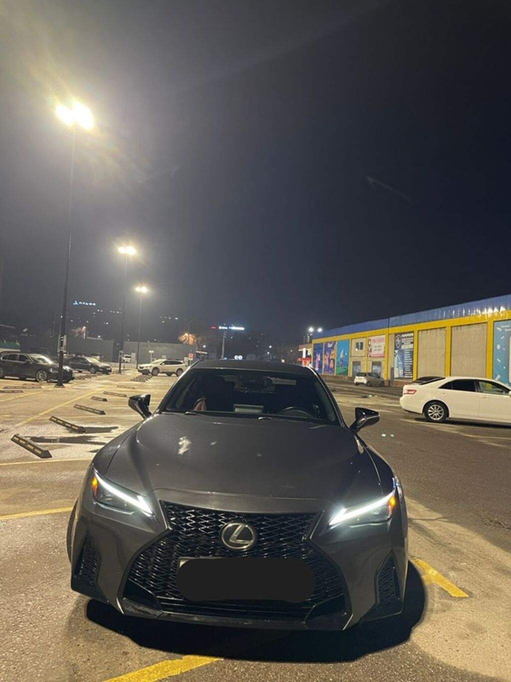 Lexus IS