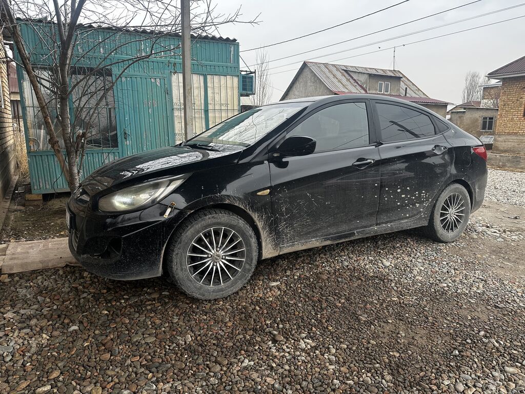 Hyundai Solaris