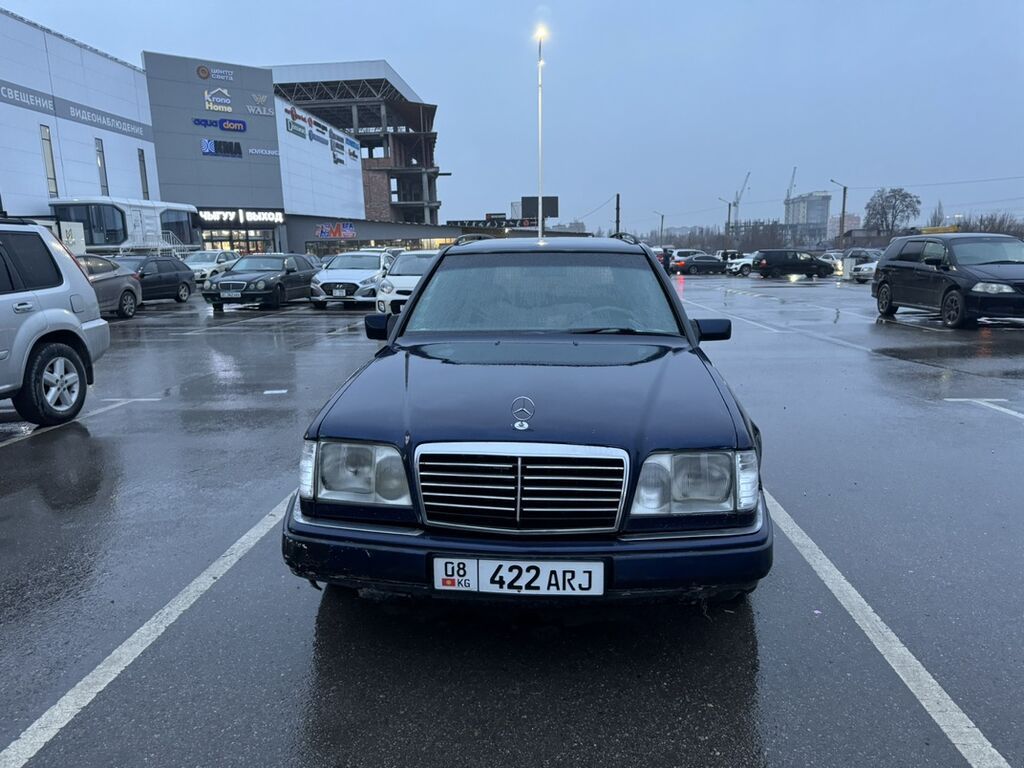 Mercedes-Benz W124