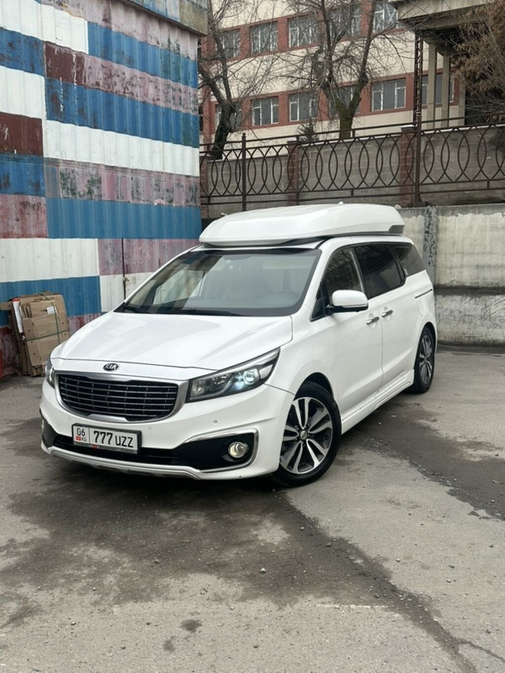 Kia Carnival
