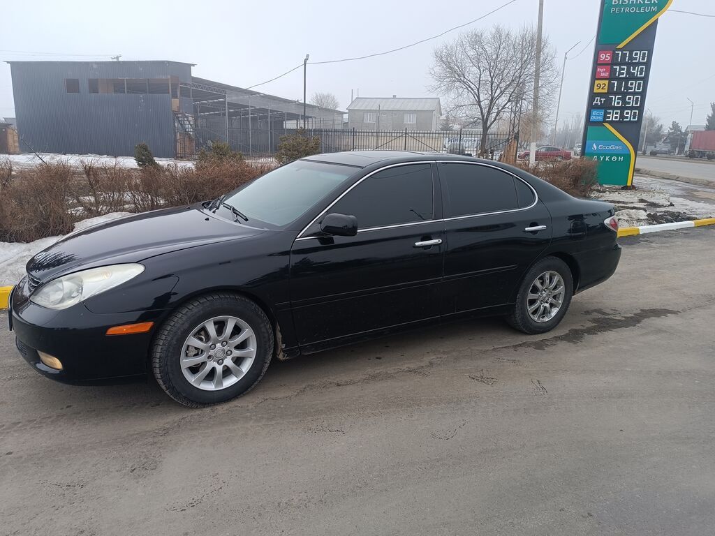 Lexus ES
