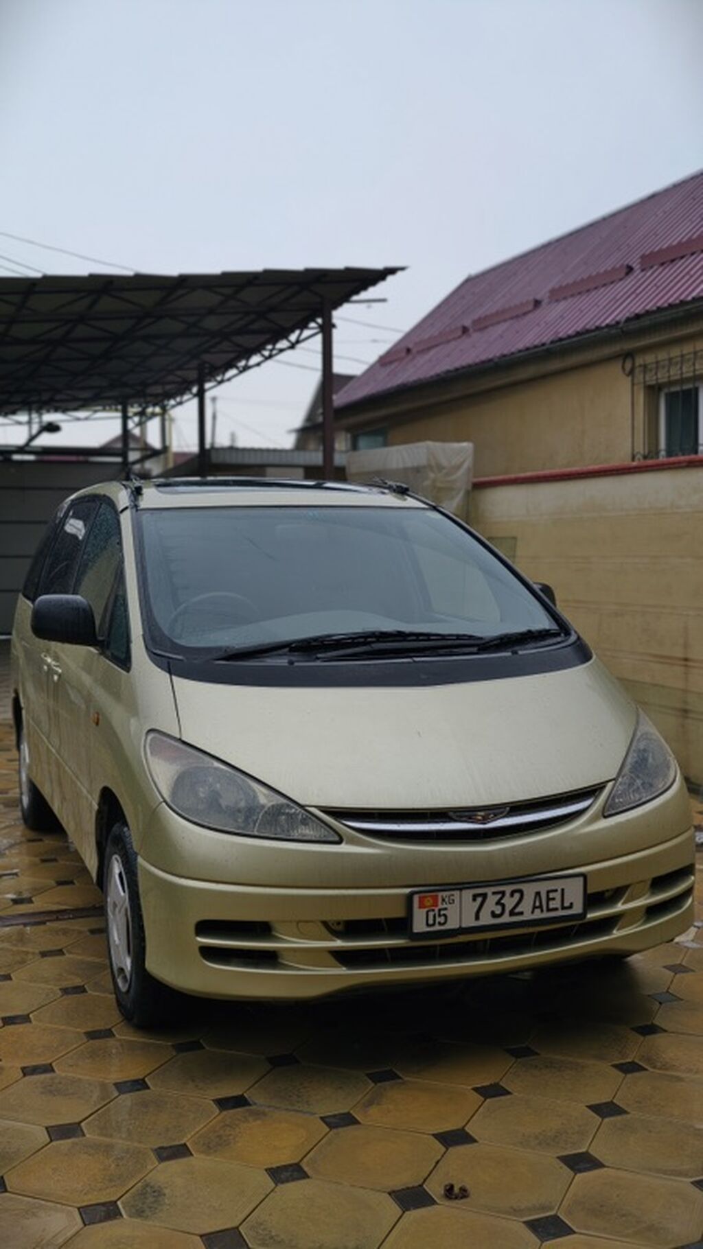 Toyota Estima