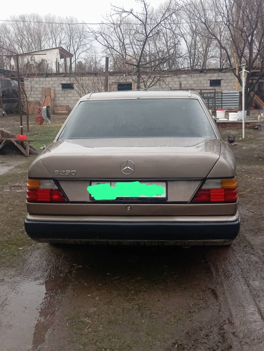 Mercedes-Benz W124