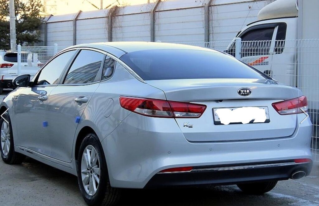 Kia K5