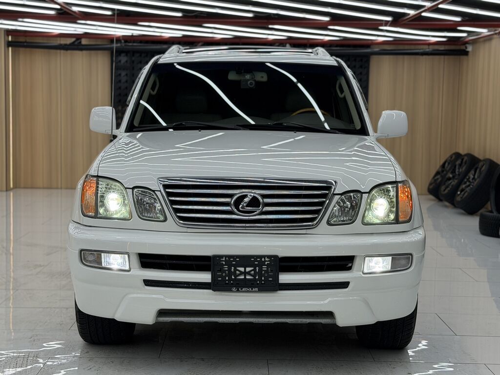 Lexus LX