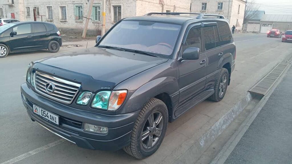 Lexus LX