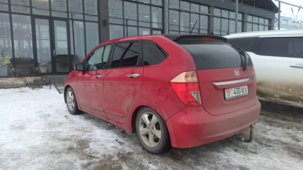 Honda FR-V