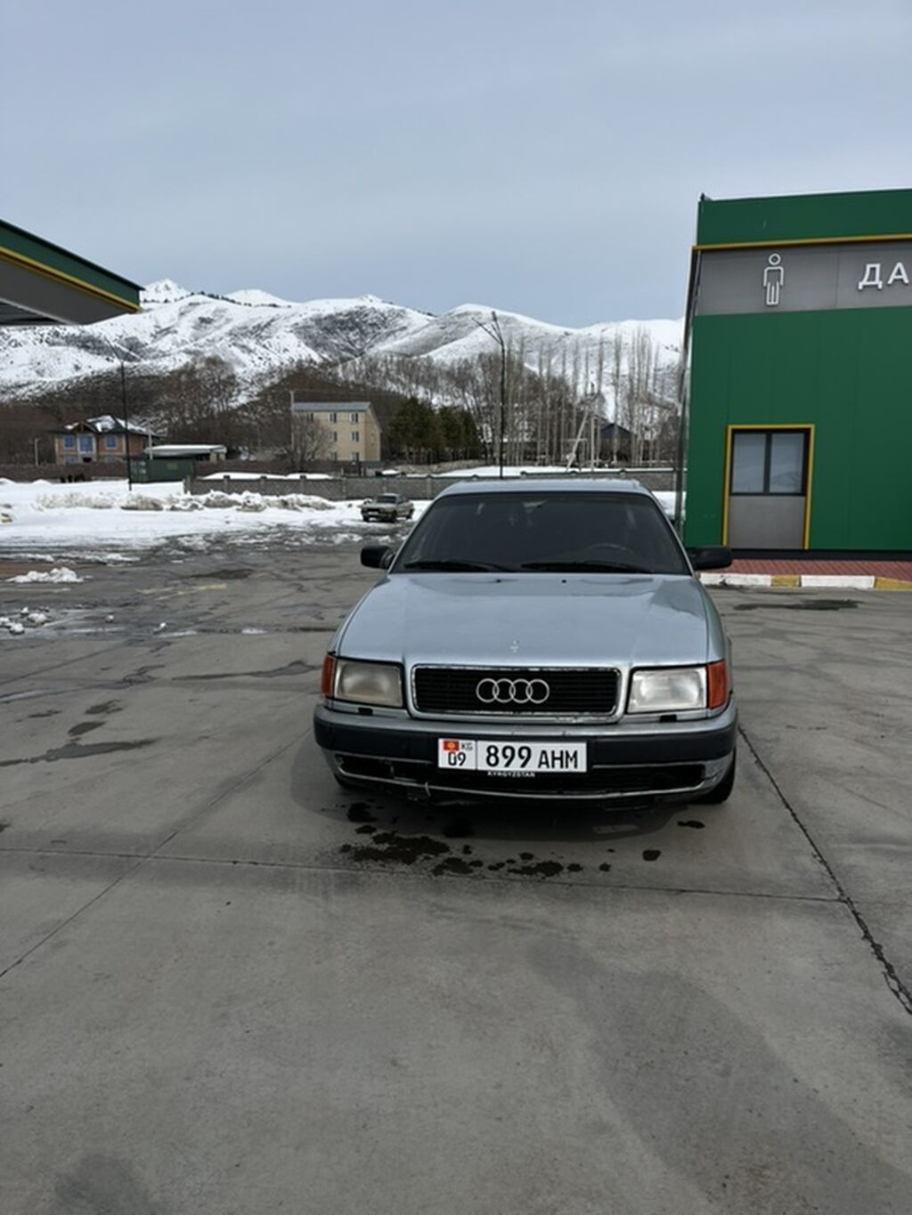 Audi 100