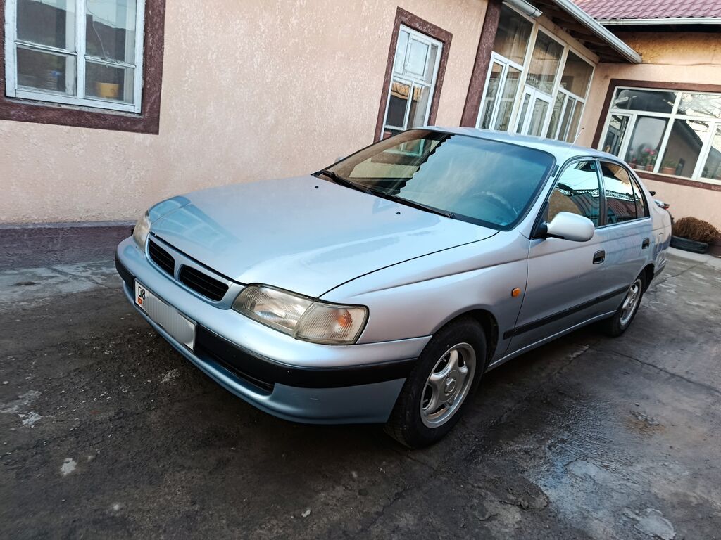 Toyota Carina E