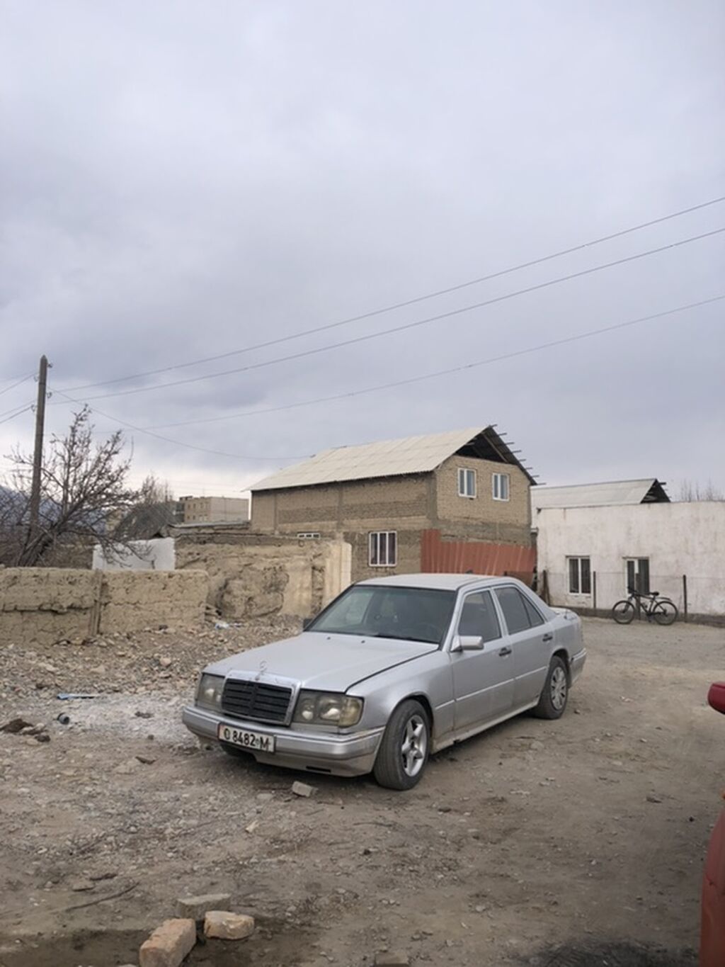 Mercedes-Benz W124