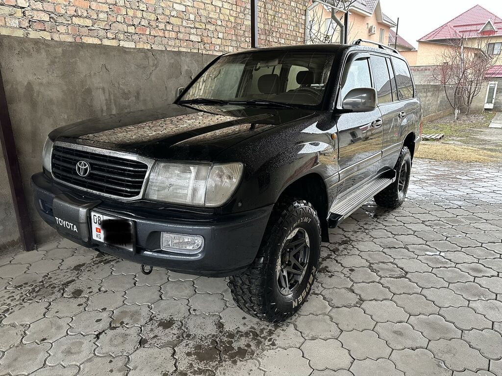 Toyota Land Cruiser