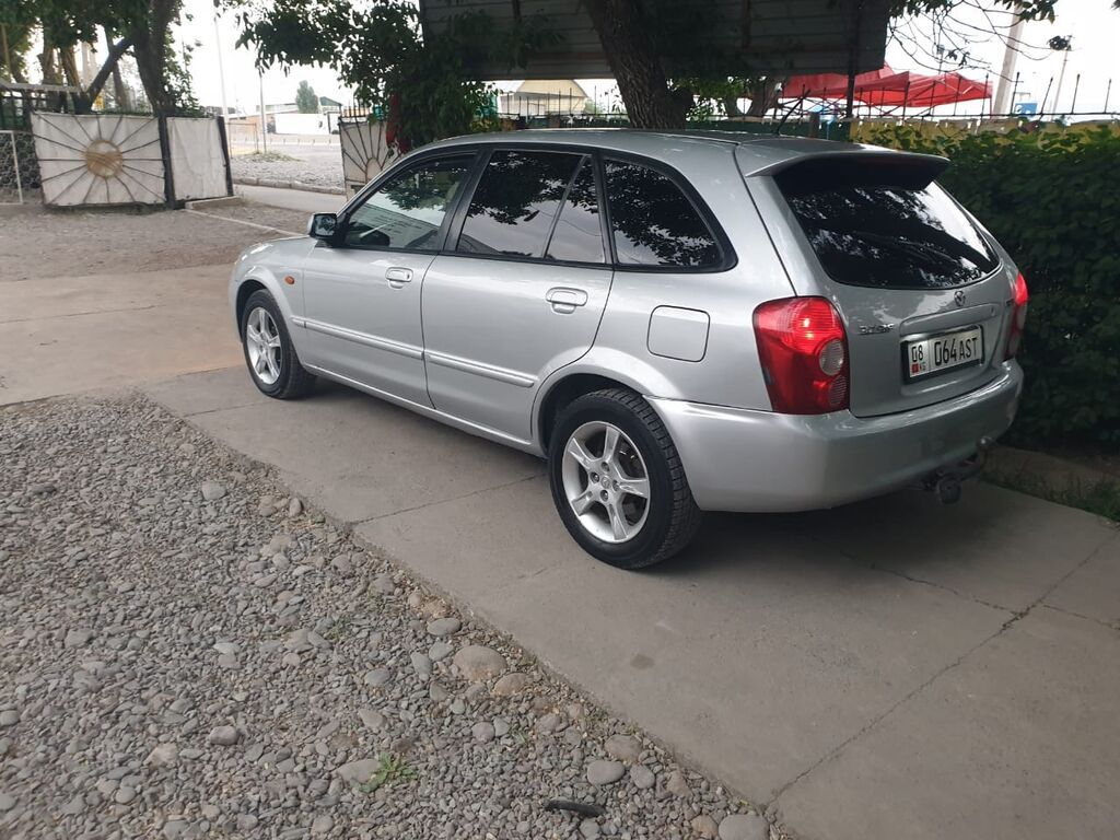 Mazda 323