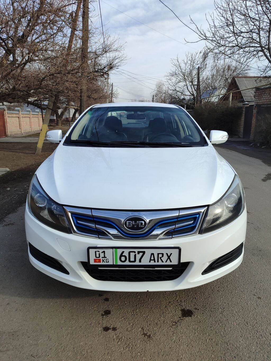 BYD E5