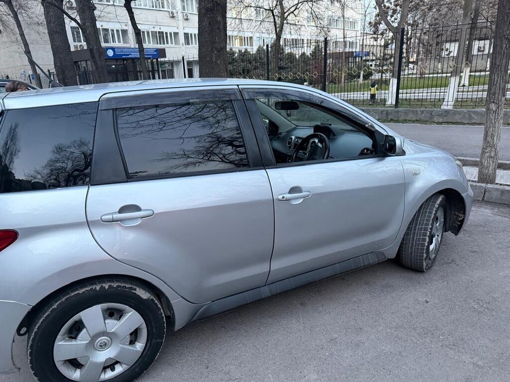Toyota Ist