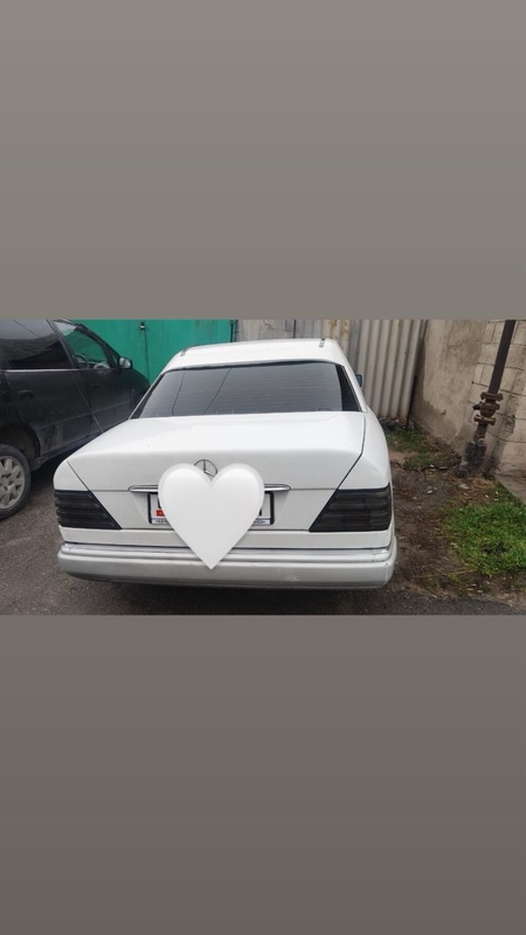 Mercedes-Benz W124