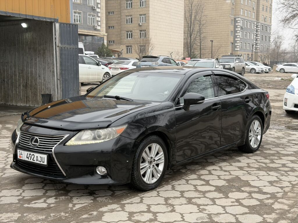 Lexus ES