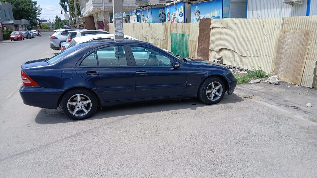 Mercedes-Benz C-Class