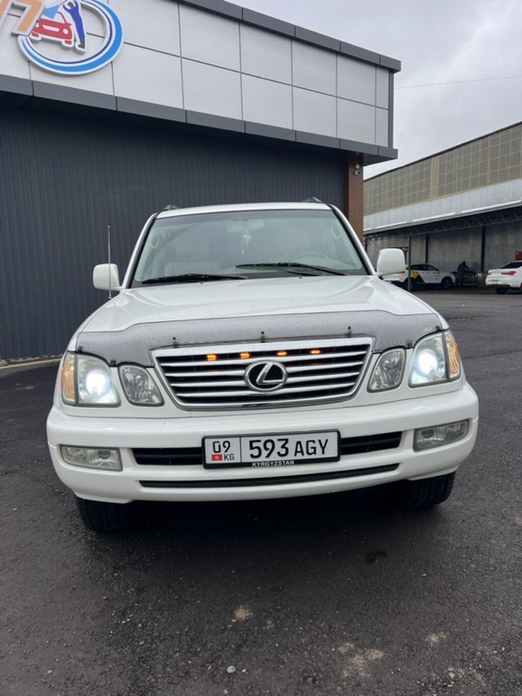 Lexus LX