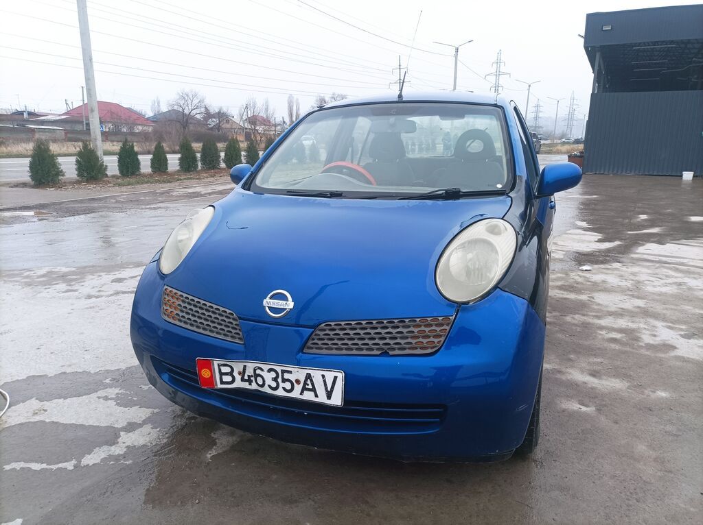 Nissan March