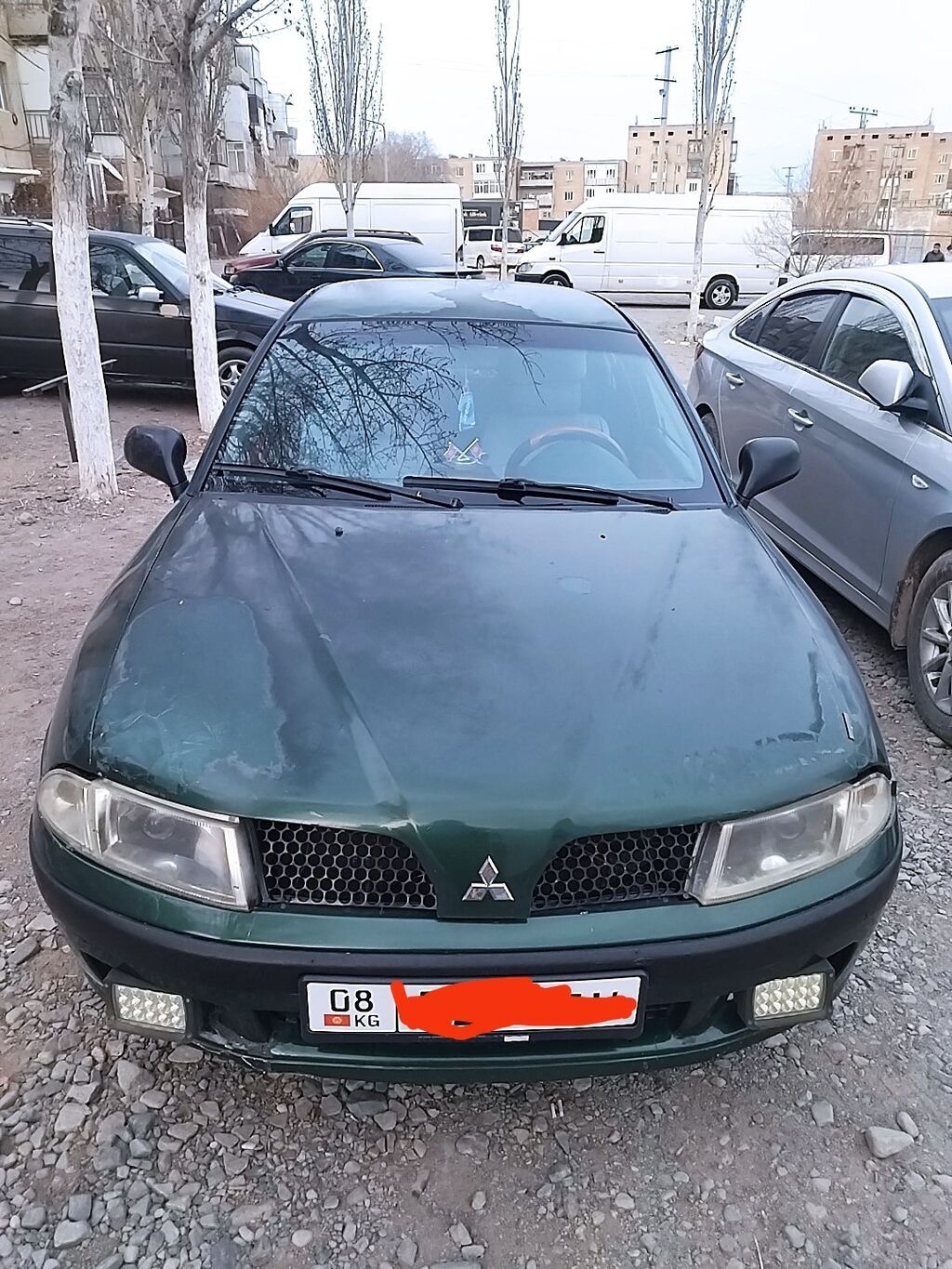 Mitsubishi Carisma