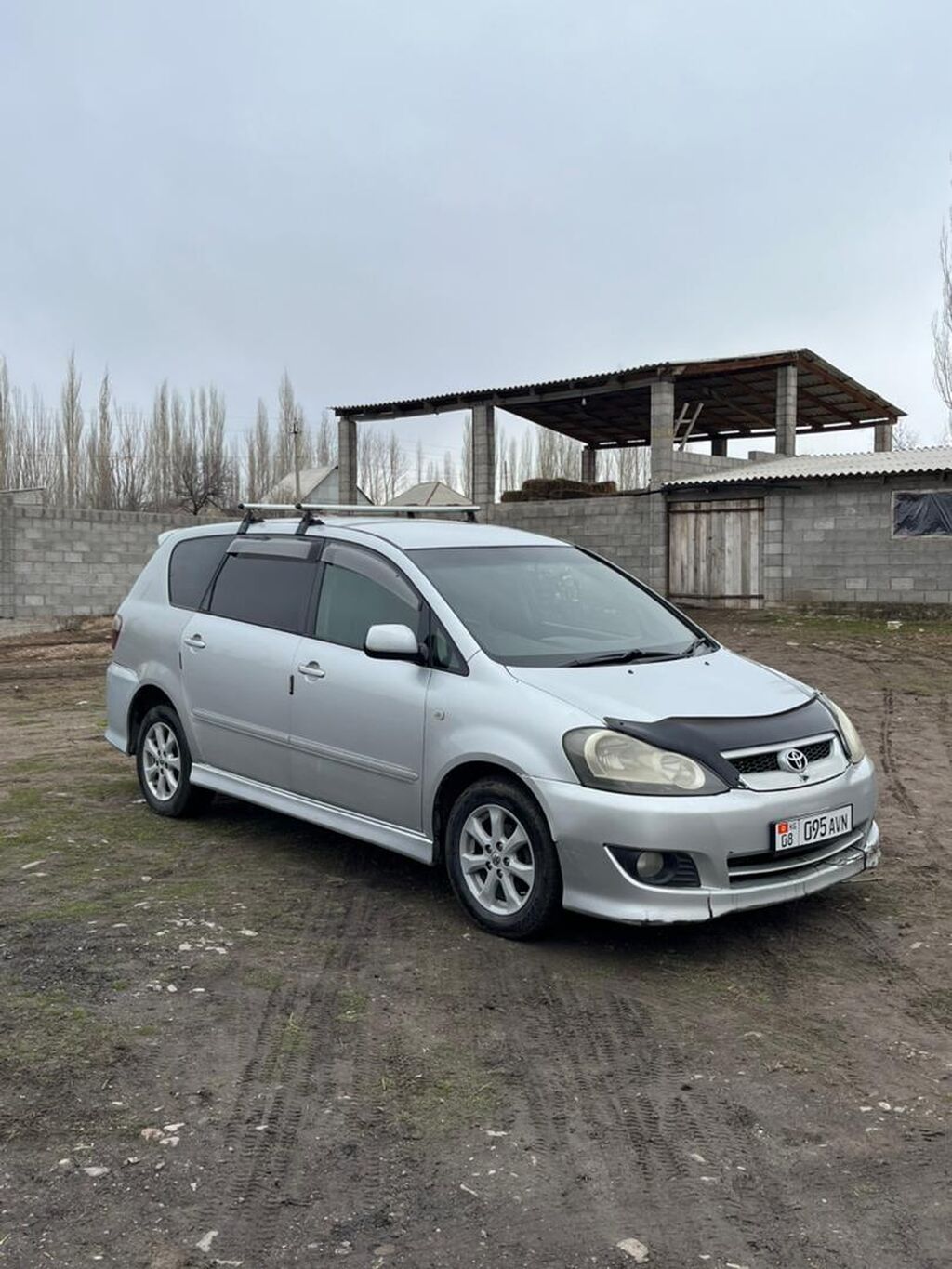 Toyota Ipsum