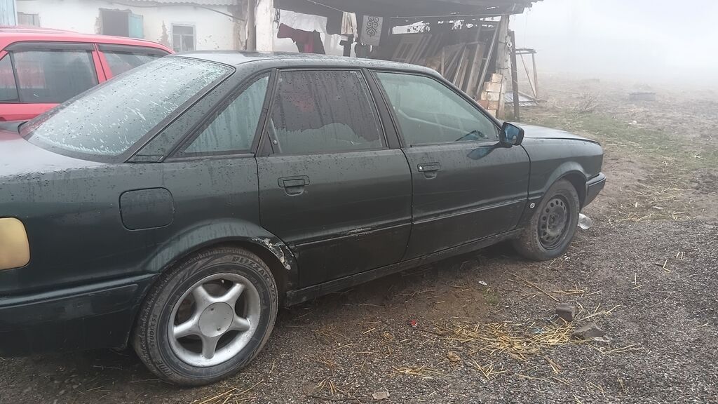Audi 80