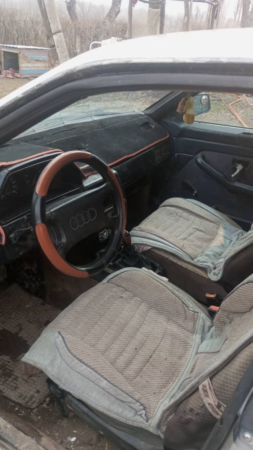 Audi 100