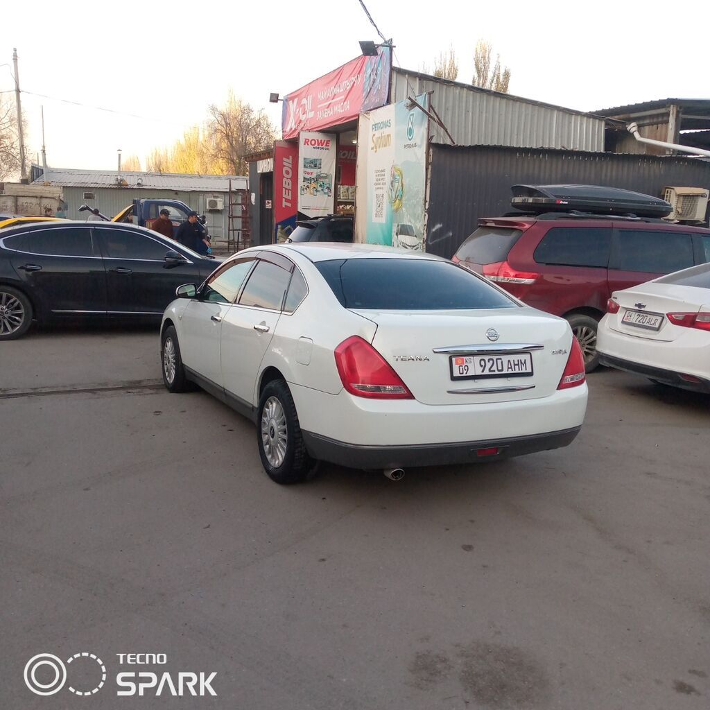 Nissan Teana