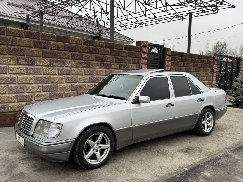 Mercedes-Benz W124