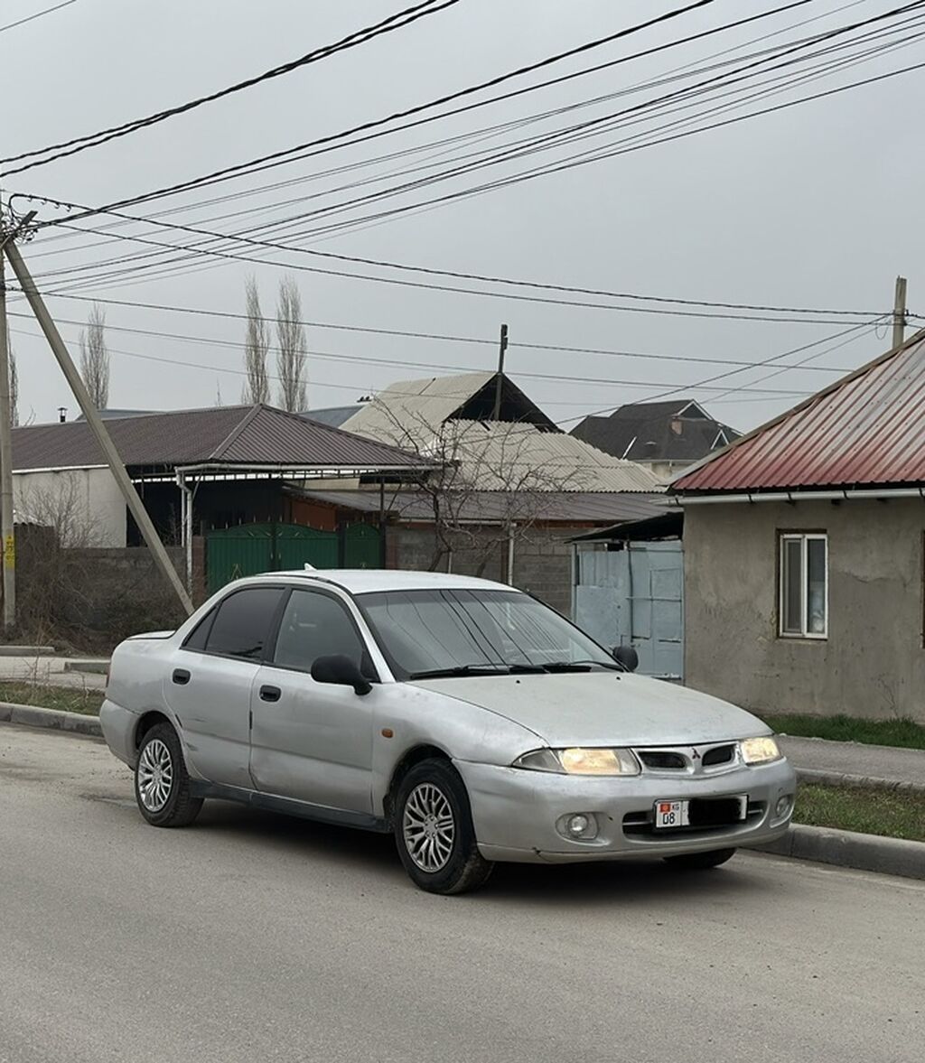Mitsubishi Carisma