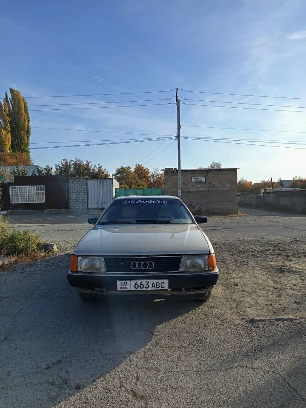 Audi 100