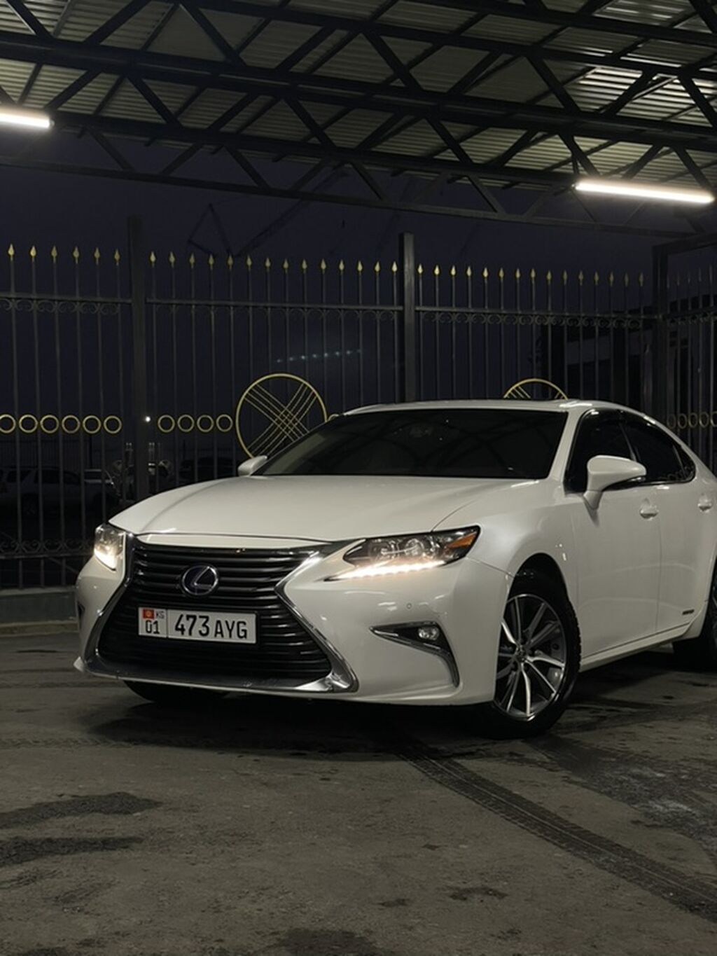 Lexus ES
