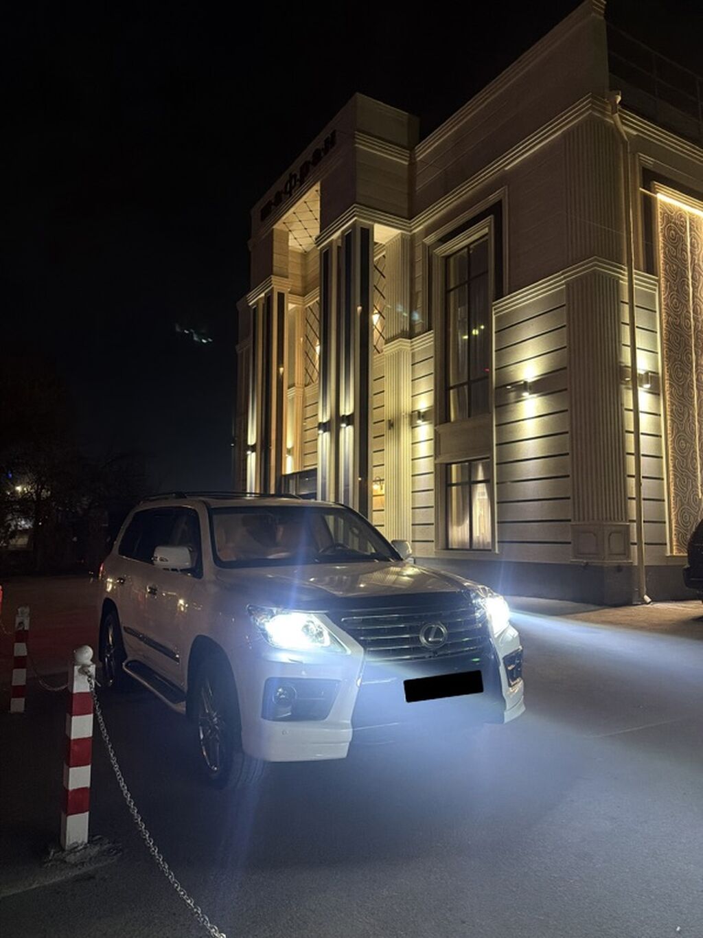 Lexus LX