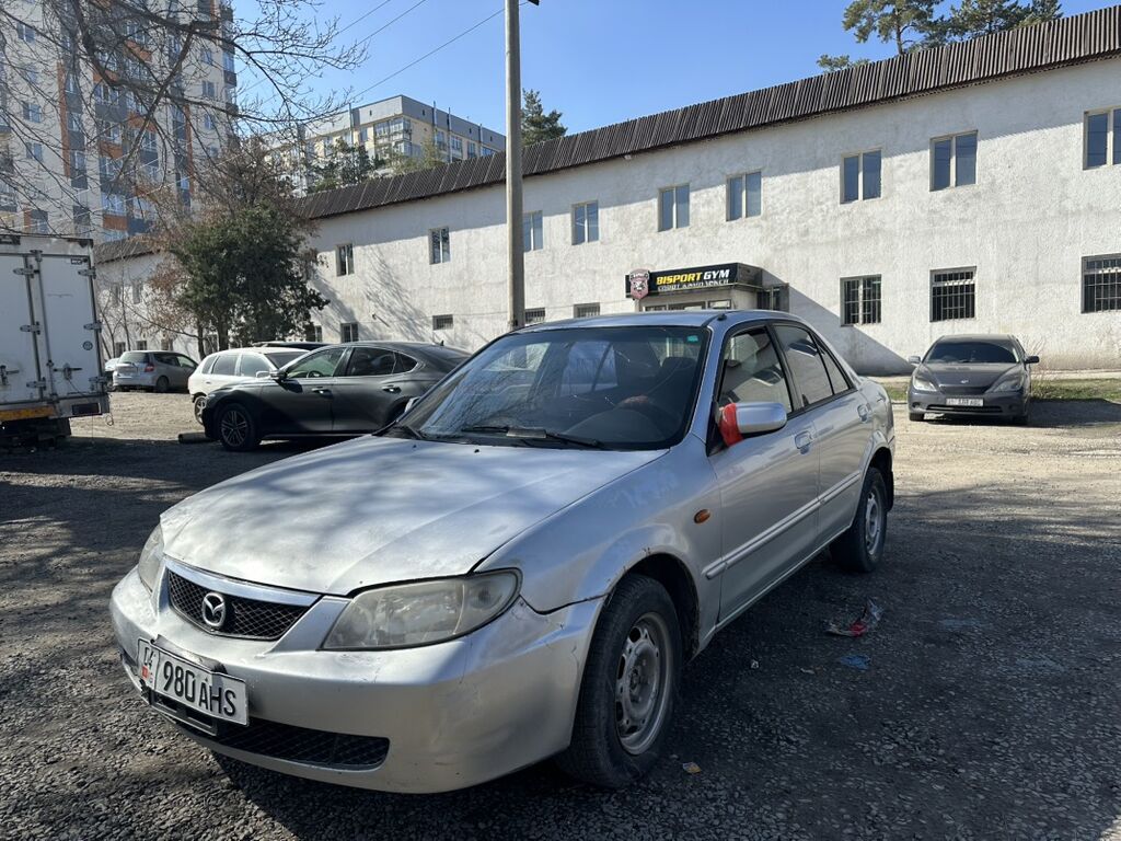Mazda 323