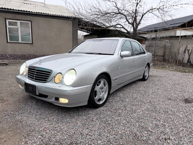 Mercedes-Benz E-Класс