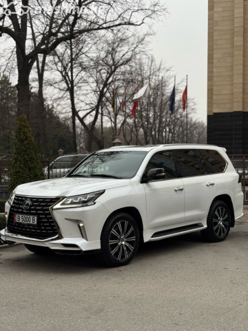 Lexus LX