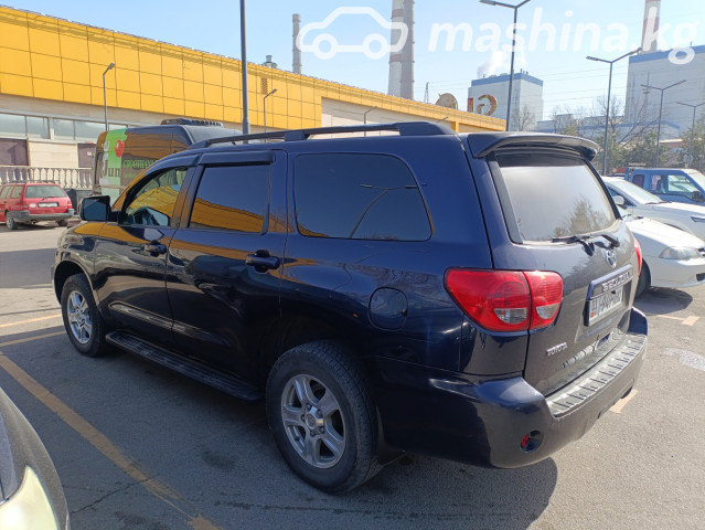 Toyota Sequoia